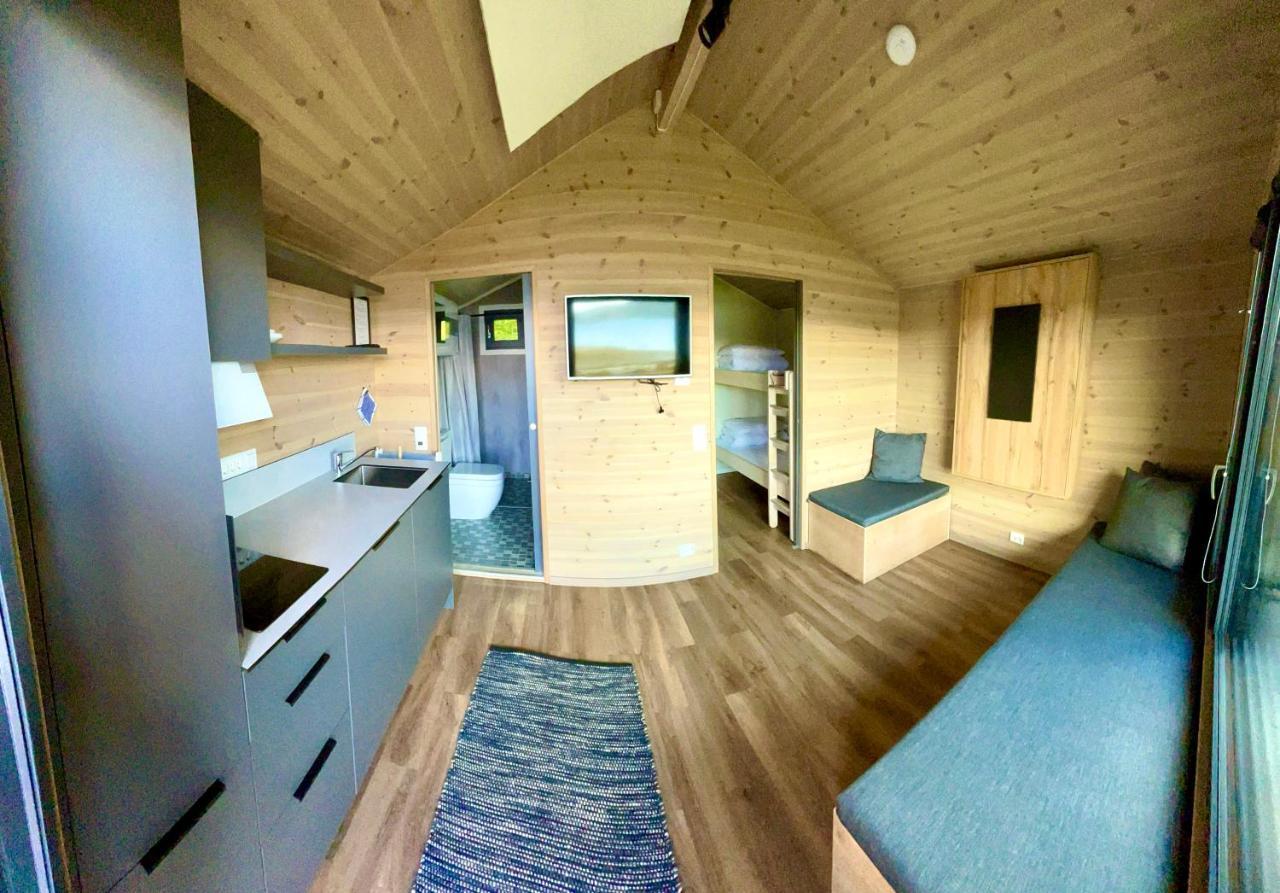 Base Camp Hamaroy 호텔 Sorkil 외부 사진