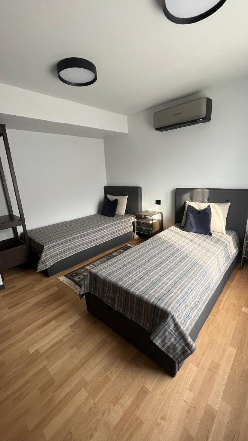 Base Camp Hamaroy 호텔 Sorkil 외부 사진